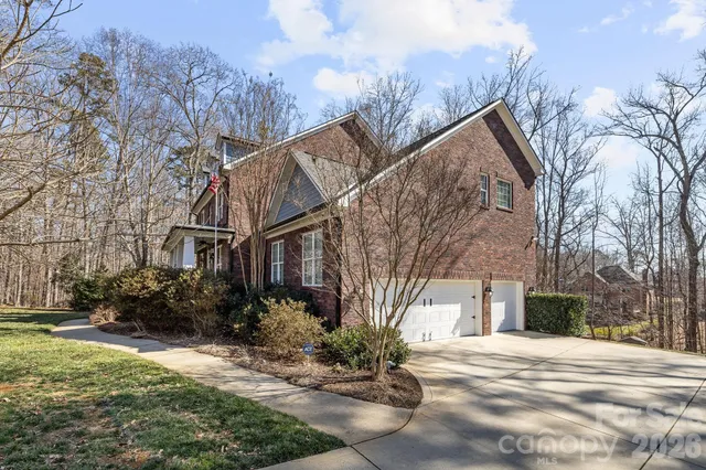 $840,000 | 8205 Curico Lane, Charlotte, NC 28227