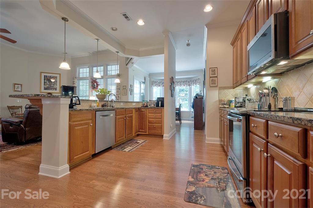 355 Miners Cove Way Fort Mill, SC 29708 - Photo 12 of 37 Gallery Image 12