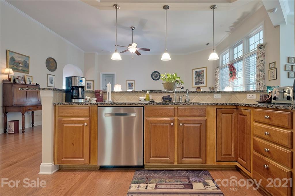 355 Miners Cove Way Fort Mill, SC 29708 - Photo 13 of 37 Gallery Image 13