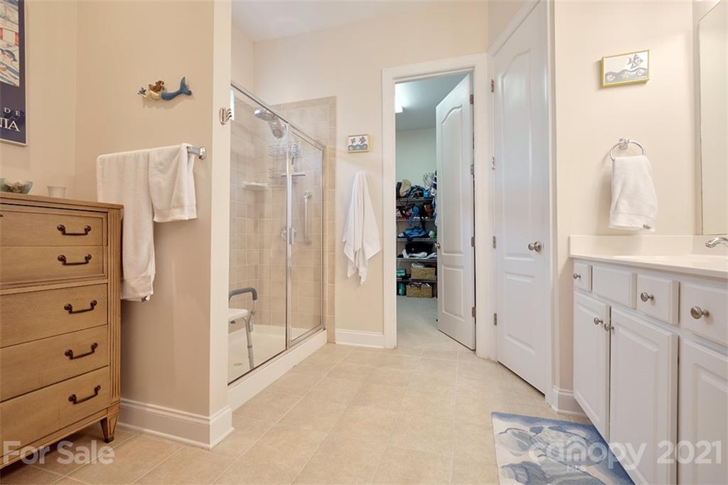 355 Miners Cove Way Fort Mill, SC 29708 - Photo 18 of 37 Gallery Image 18