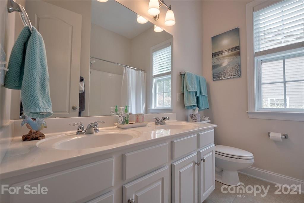 355 Miners Cove Way Fort Mill, SC 29708 - Photo 21 of 37 Gallery Image 21
