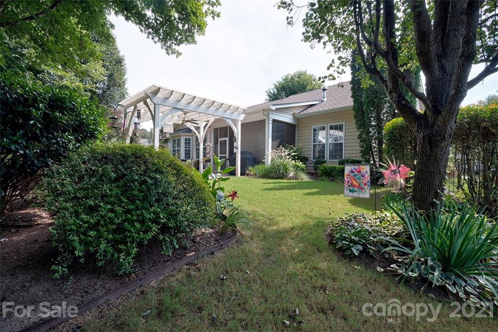 355 Miners Cove Way Fort Mill, SC 29708 - Photo 27 of 37 Gallery Image 27