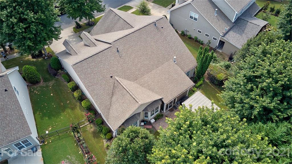 355 Miners Cove Way Fort Mill, SC 29708 - Photo 30 of 37 Gallery Image 30