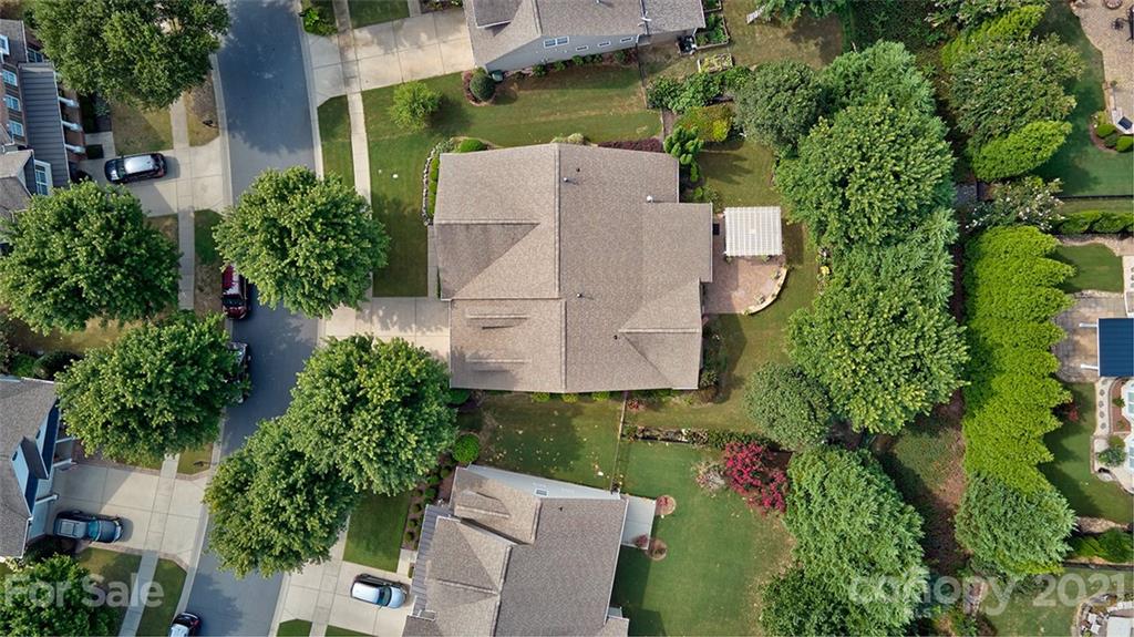 355 Miners Cove Way Fort Mill, SC 29708 - Photo 31 of 37 Gallery Image 31