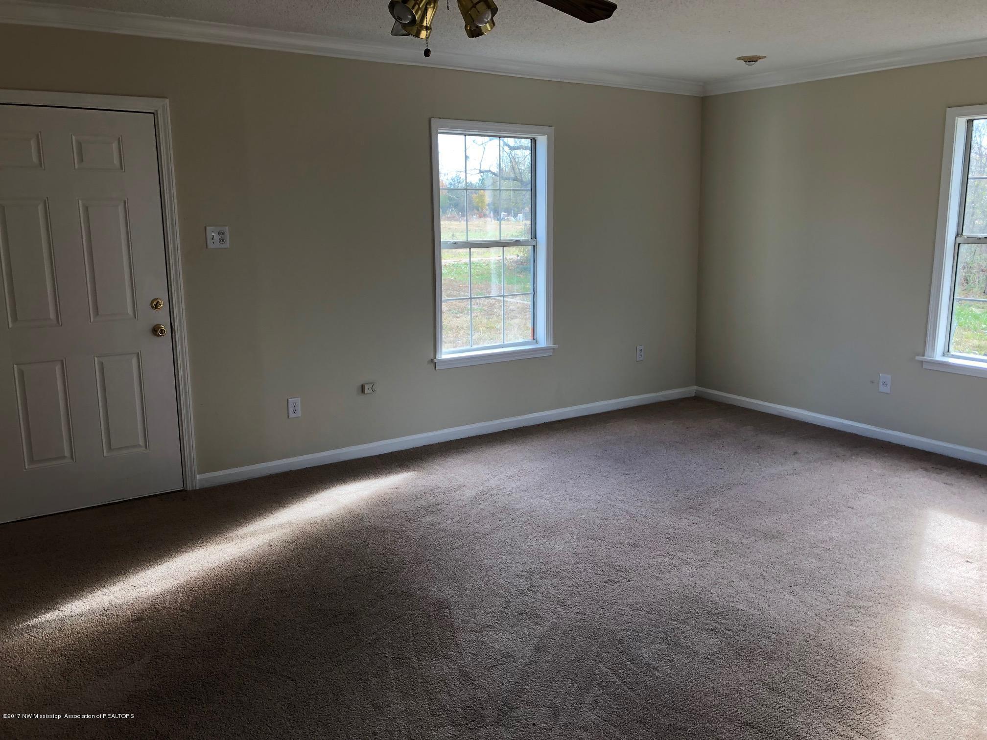 5702 East Tate Road Coldwater, MS 38618 - Photo 14 of 23 5702 east tate10