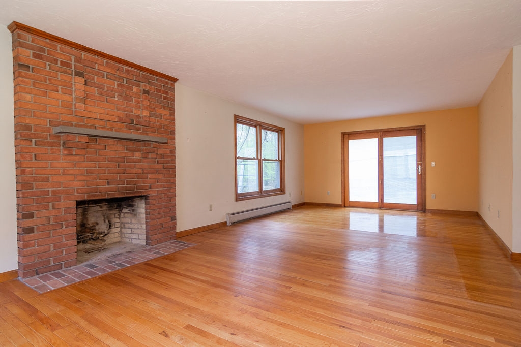 1327 Cherry Valley Road Gilford, NH 03249 - Photo 11 of 38 Gallery Image 11