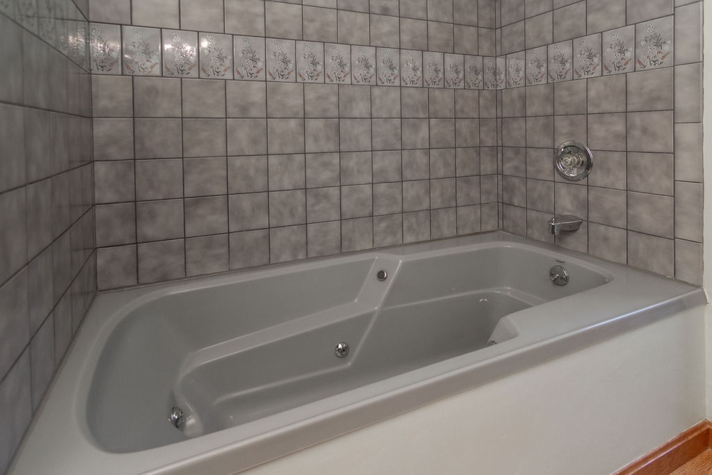 1327 Cherry Valley Road Gilford, NH 03249 - Photo 33 of 38 Gallery Image 33