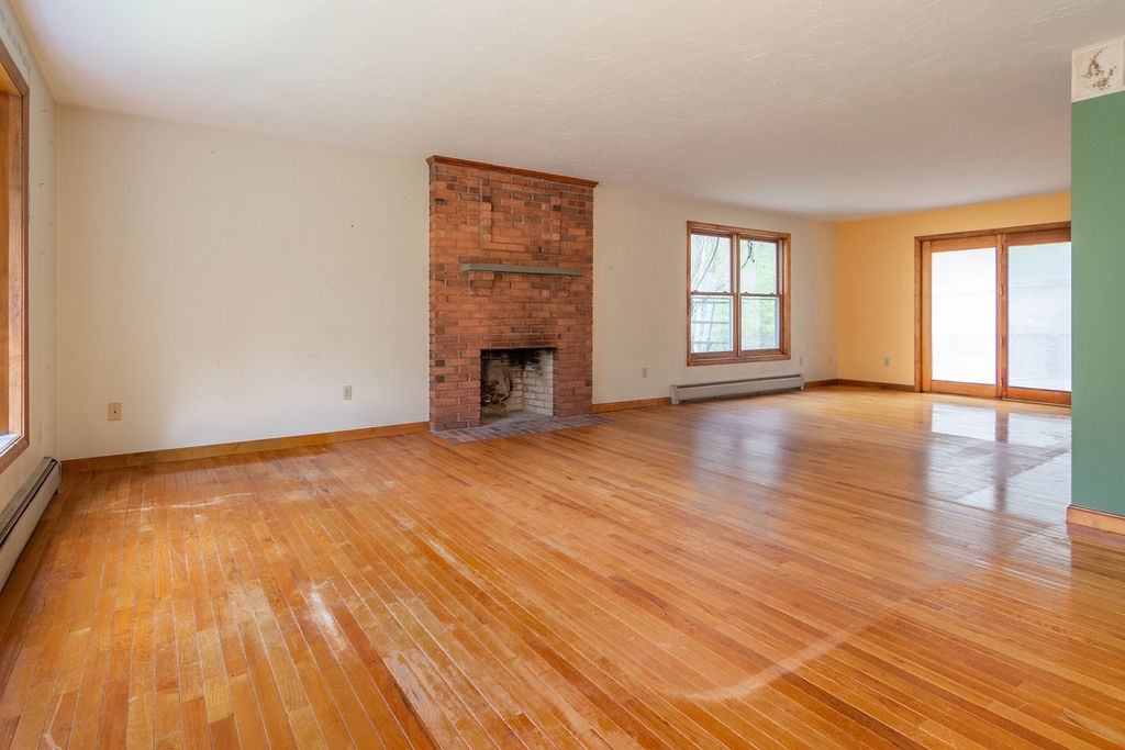 1327 Cherry Valley Road Gilford, NH 03249 - Photo 8 of 38 Gallery Image 8