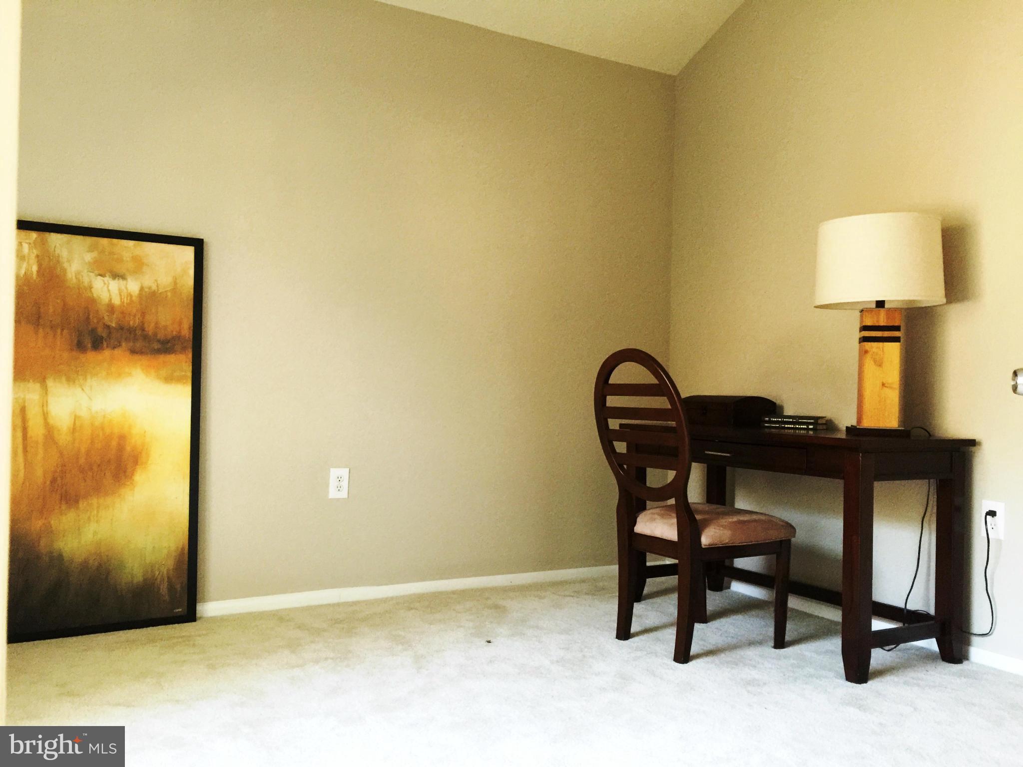 18932 Lindenhouse Road Gaithersburg, MD 20879 - Photo 22 of 30 Bedroom