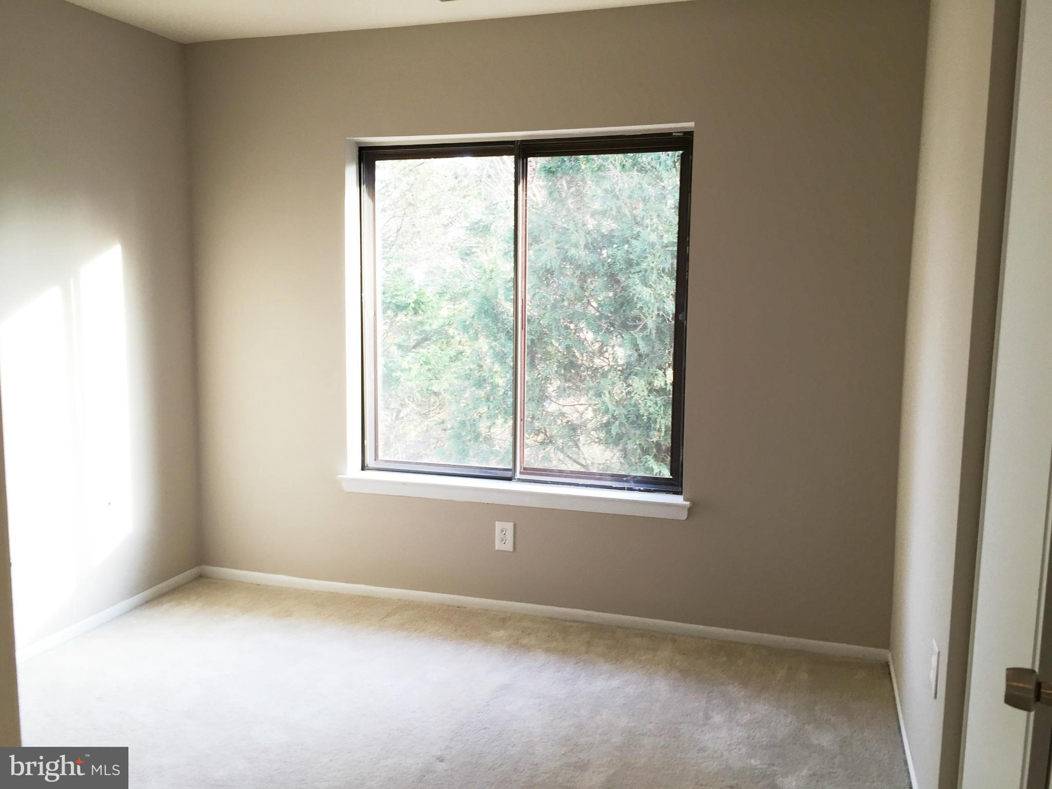 18932 Lindenhouse Road Gaithersburg, MD 20879 - Photo 23 of 30 Bedroom