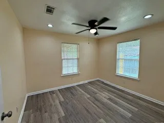 $1,800 | 310 West Houston Avenue, Pasadena, TX 77502