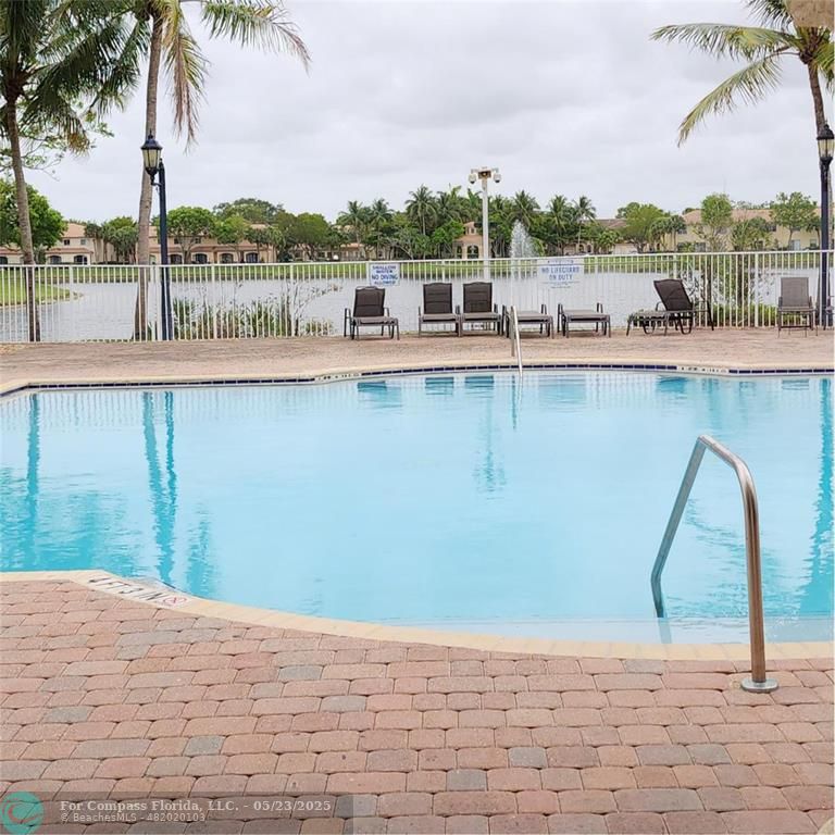 2577 Southwest 83rd Terrace, Unit 102 Hollywood, FL 33025 - Photo 2 of 17