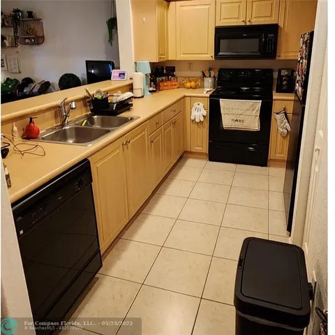 $360,000 | 2577 Southwest 83rd Terrace, Unit 102, Hollywood, FL 33025