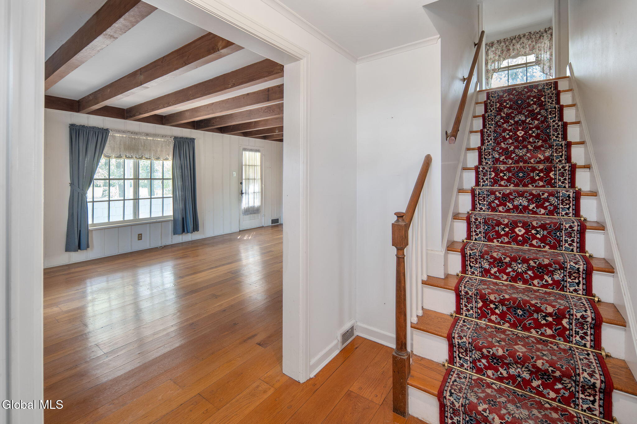 1918 Mayfair Road Niskayuna, NY 12309 - Photo 13 of 44 6-1918MayfairRd_06