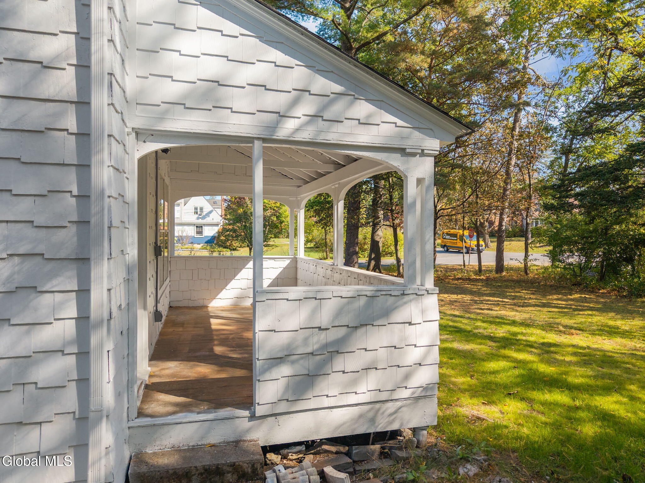 1918 Mayfair Road Niskayuna, NY 12309 - Photo 34 of 44 43-1918MayfairRd_38