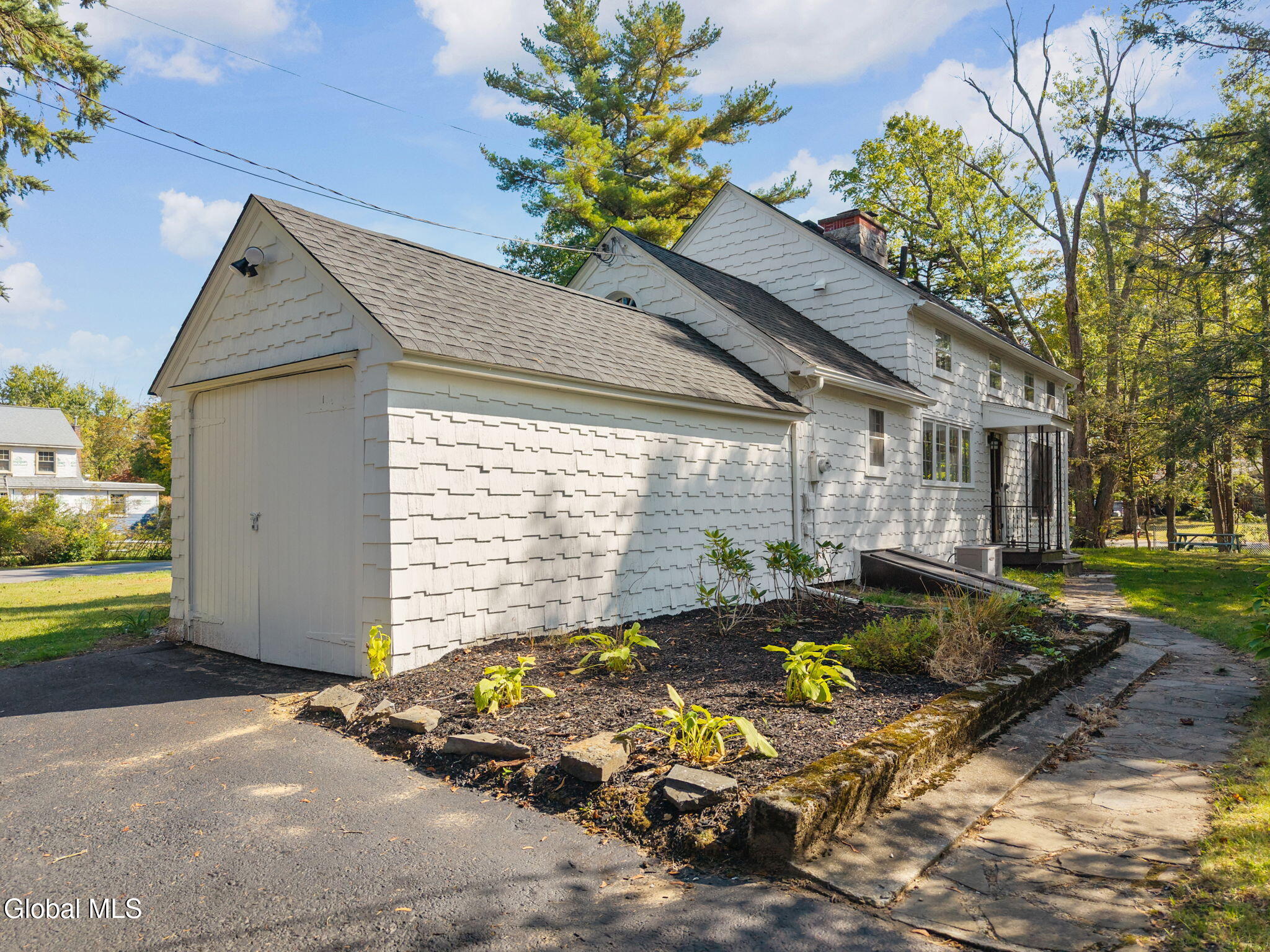 1918 Mayfair Road Niskayuna, NY 12309 - Photo 35 of 44 46-1918MayfairRd_41