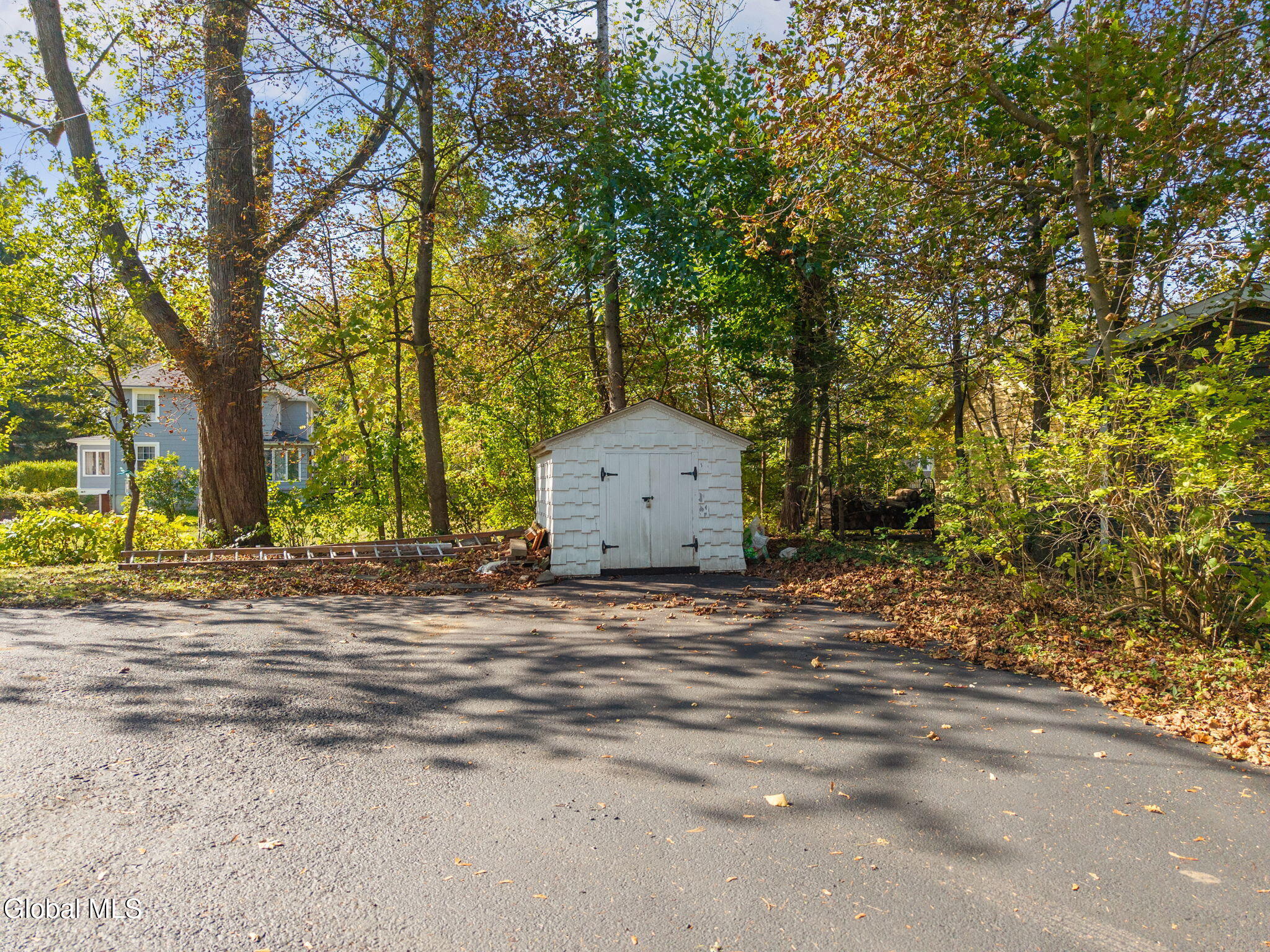 1918 Mayfair Road Niskayuna, NY 12309 - Photo 37 of 44 48-1918MayfairRd_43