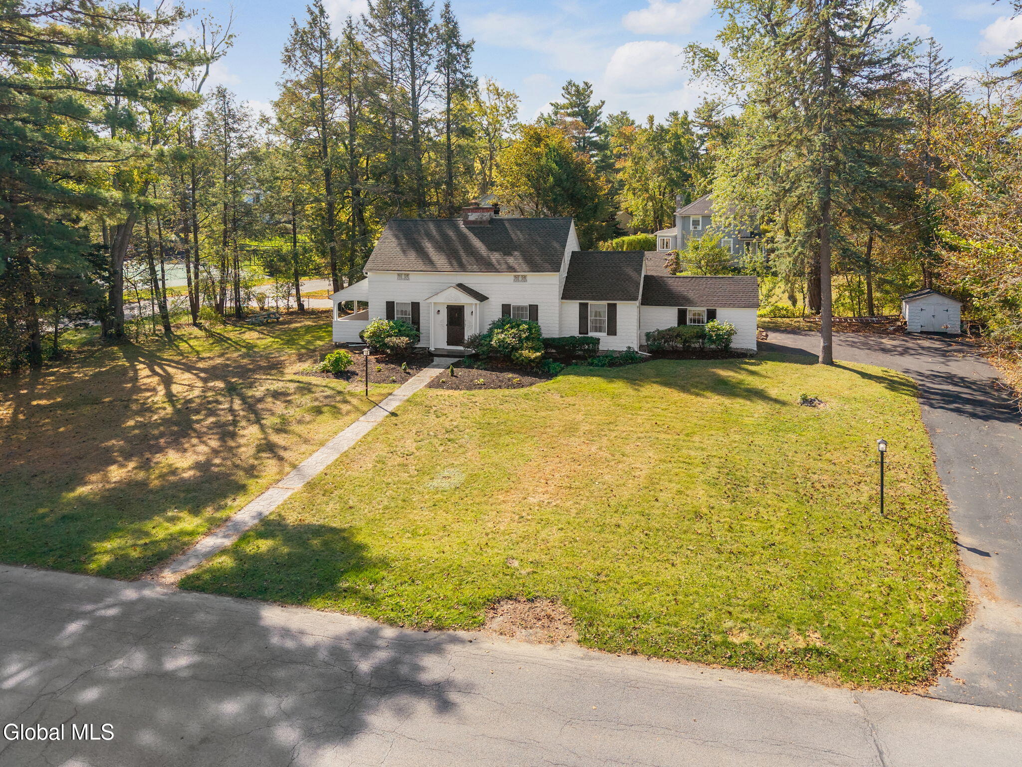 1918 Mayfair Road Niskayuna, NY 12309 - Photo 39 of 44 49-1918MayfairRd_44