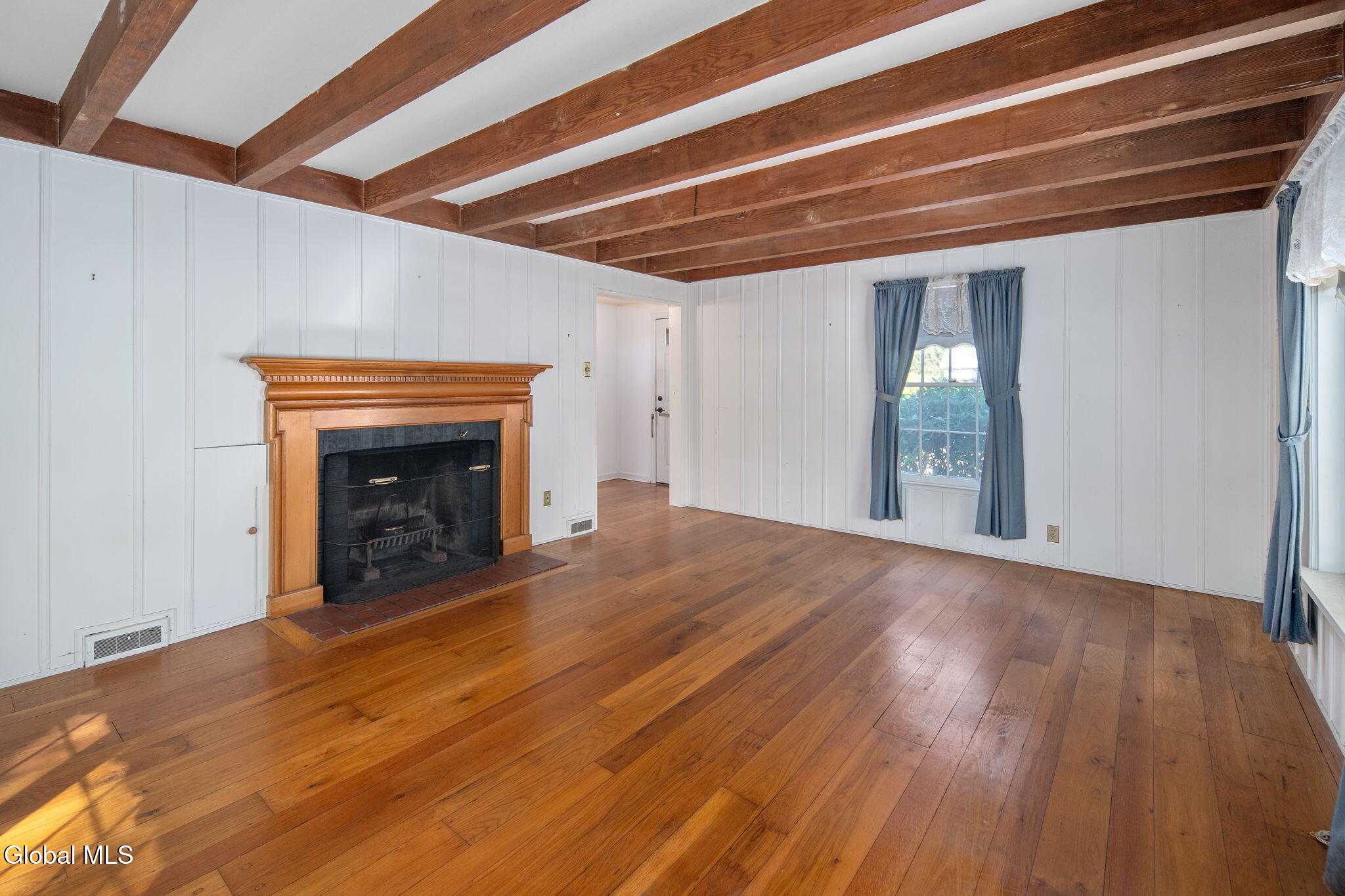 1918 Mayfair Road Niskayuna, NY 12309 - Photo 7 of 44 11-1918MayfairRd_10