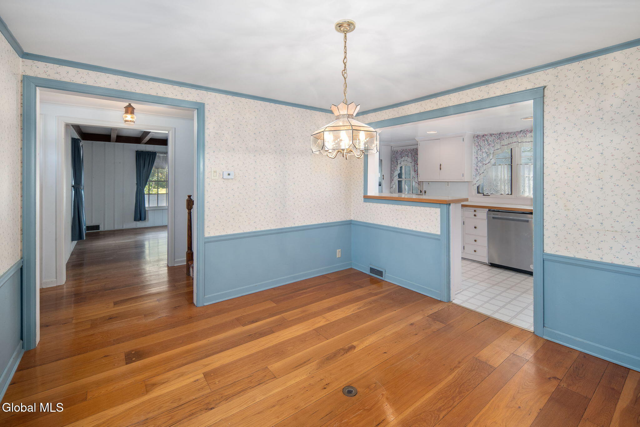 1918 Mayfair Road Niskayuna, NY 12309 - Photo 9 of 44 12-1918MayfairRd_11