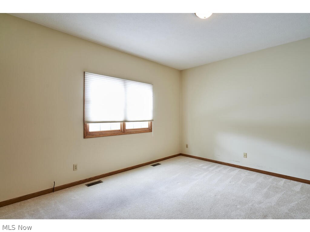 2609 Charing Cross Road Northwest Canton, OH 44708 - Photo 20 of 27 Gallery Image 20