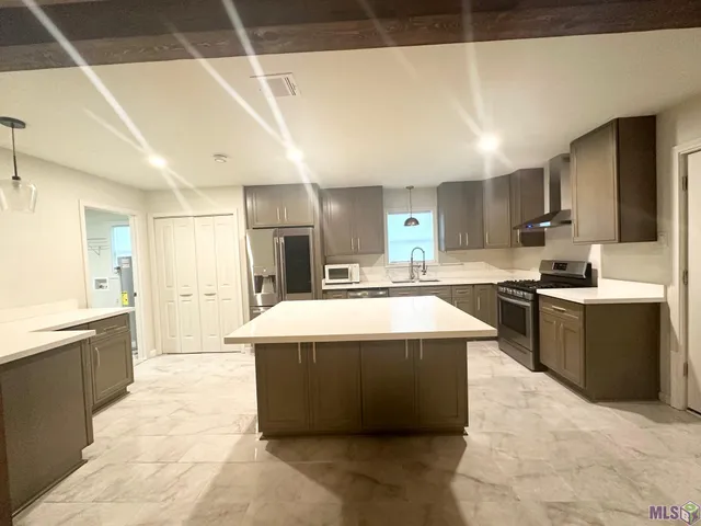 $245,000 | 170 Alamo Drive, Houma, LA 70360