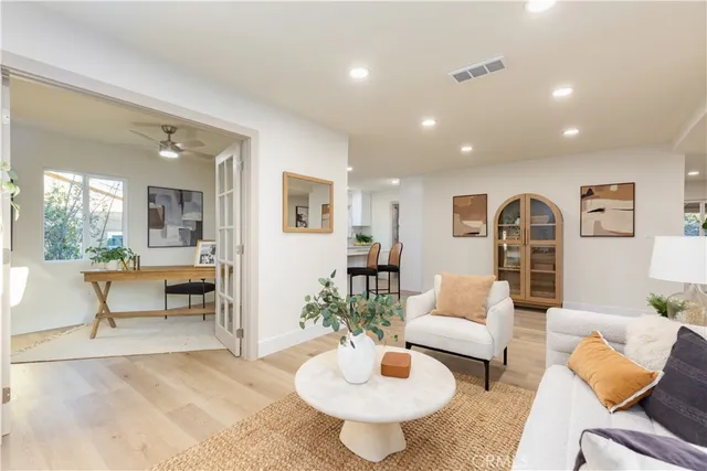 $937,000 | 12097 Pastoral Road, San Diego, CA 92128