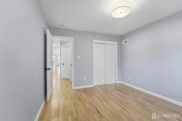 $1,125,000 | 21 Lincoln Parkway, Bayonne, NJ 07002