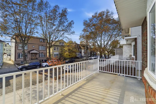 $1,125,000 | 21 Lincoln Parkway, Bayonne, NJ 07002