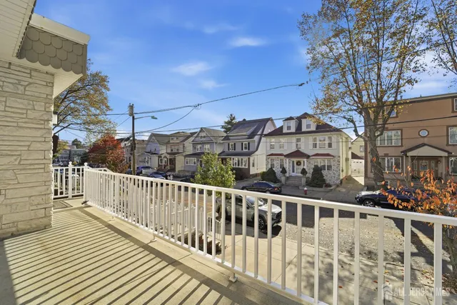 $1,125,000 | 21 Lincoln Parkway, Bayonne, NJ 07002