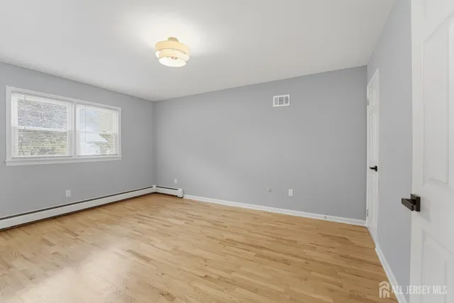 $1,125,000 | 21 Lincoln Parkway, Bayonne, NJ 07002