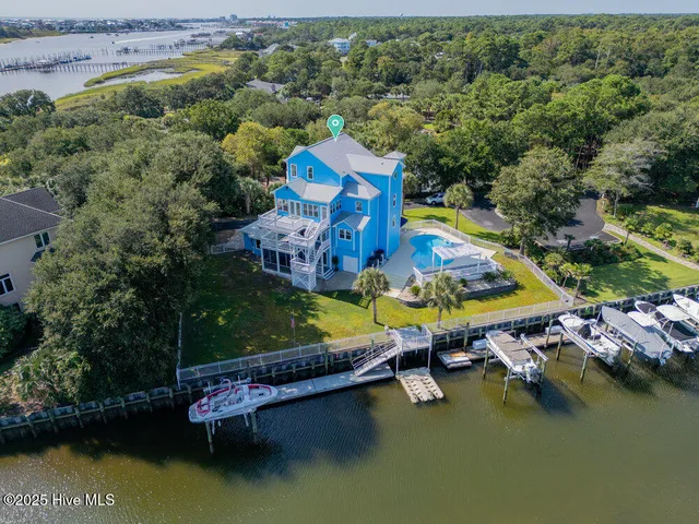 $1,725,000 | 227 Gazebo Court, Wilmington, NC 28409