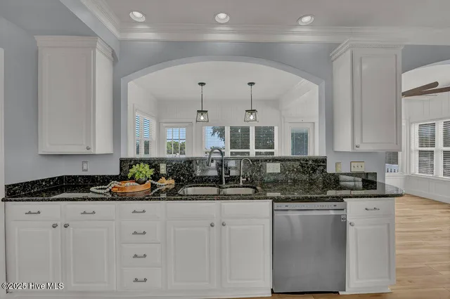 $1,725,000 | 227 Gazebo Court, Wilmington, NC 28409