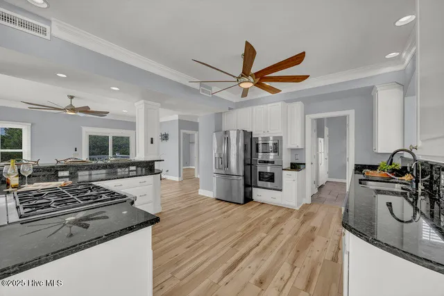 $1,725,000 | 227 Gazebo Court, Wilmington, NC 28409