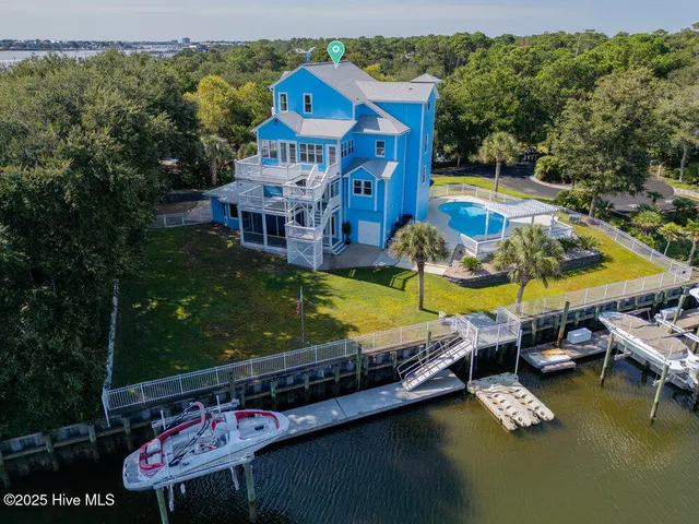 $1,725,000 | 227 Gazebo Court, Wilmington, NC 28409