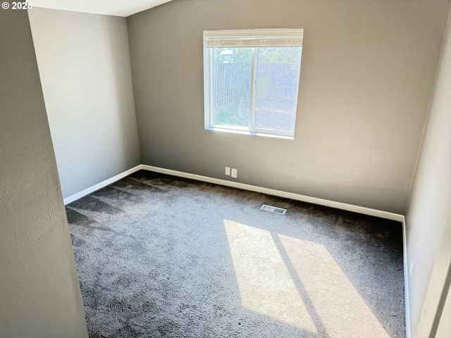 $124,999 | 1949 Southeast Palmquist Road, Unit 51, Gresham, OR 97080