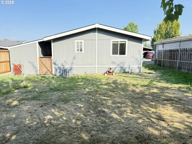 $124,999 | 1949 Southeast Palmquist Road, Unit 51, Gresham, OR 97080