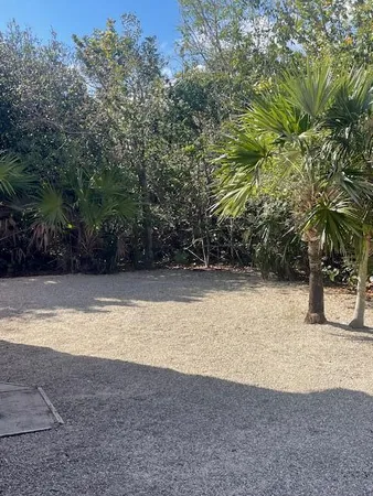 $3,500 | 30259 Palm Drive, Big Pine Key, FL 33043