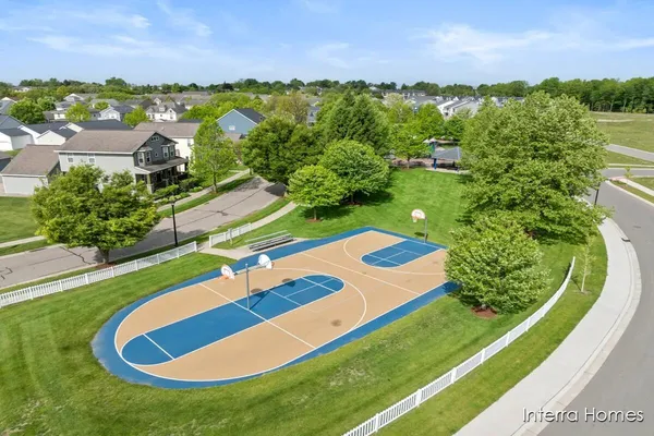 $354,161 | 2877 East Highgate Drive Southeast, Unit 79, Kentwood, MI 49512