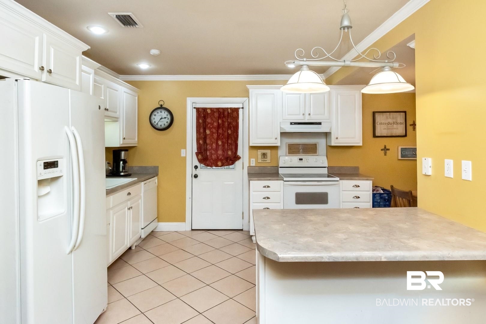 5100 Pineview Lane South Mobile, AL 36608 - Photo 8 of 31