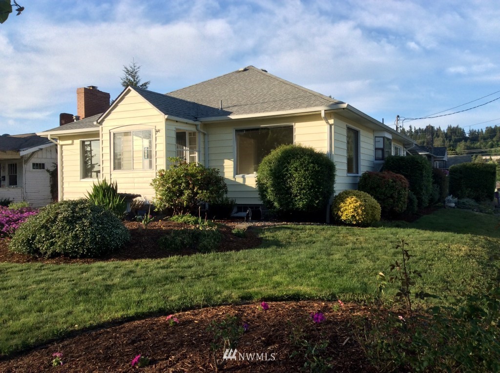 480 Southwest Chehalis Avenue Chehalis, WA 98532 - Photo 1 of 16 Gallery Image 1