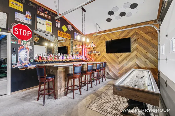 $475,000 | 13061 Spruce Ridge Road, Gowen, MI 49326