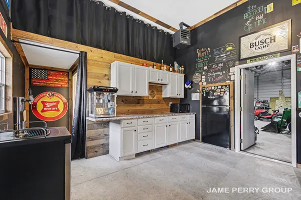 $475,000 | 13061 Spruce Ridge Road, Gowen, MI 49326