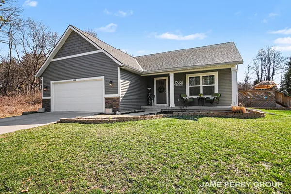 $475,000 | 13061 Spruce Ridge Road, Gowen, MI 49326