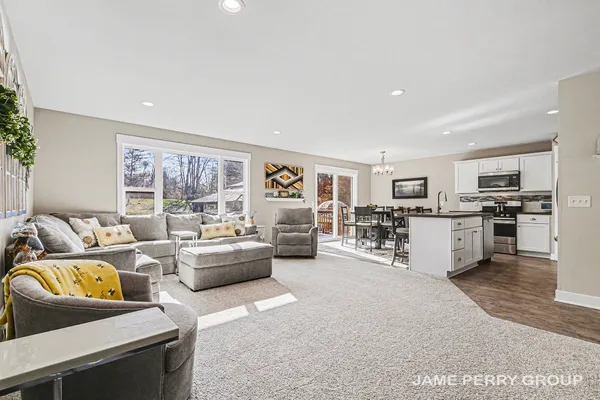 $475,000 | 13061 Spruce Ridge Road, Gowen, MI 49326