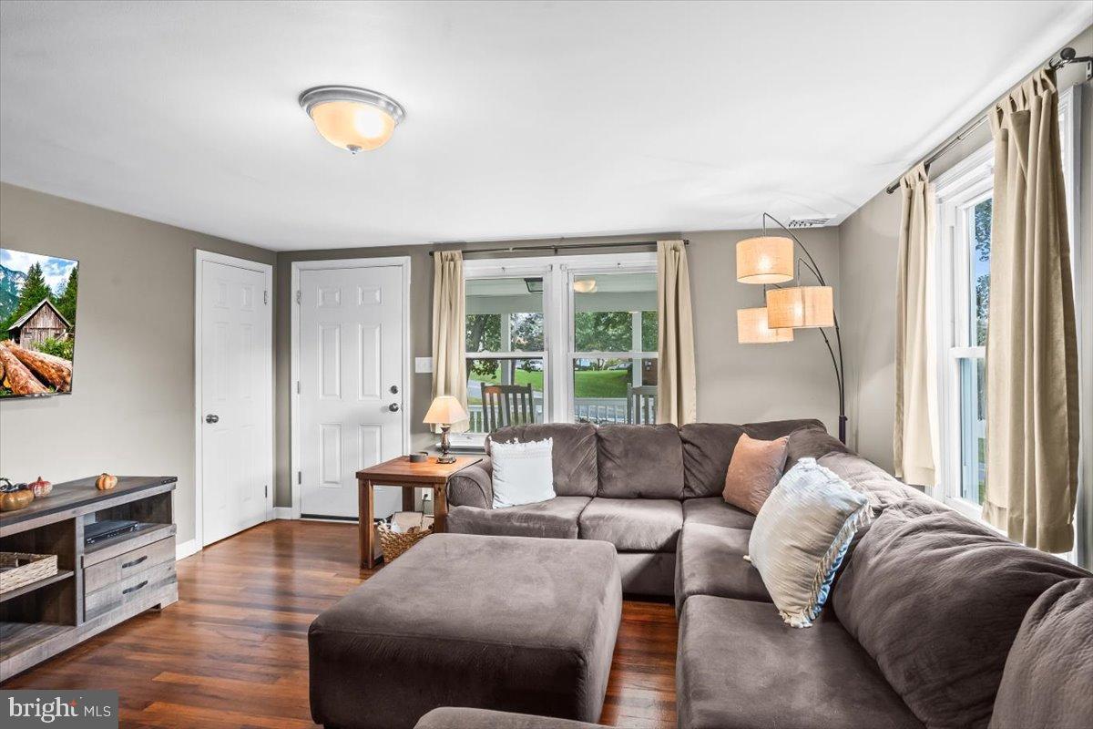 330 Sylvan Retreat Road Columbia, PA 17512 - Photo 7 of 26 Cozy living space with natural light.