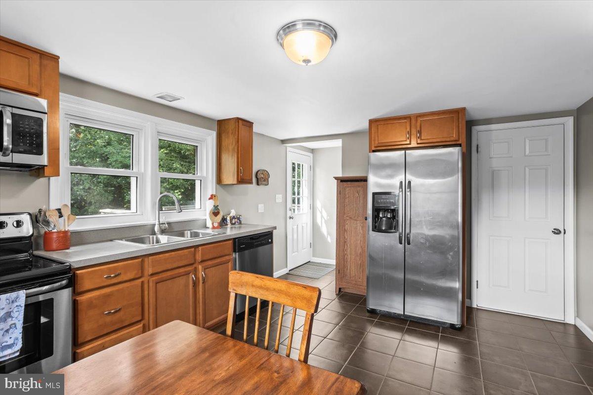 330 Sylvan Retreat Road Columbia, PA 17512 - Photo 8 of 26 Bright and inviting kitchen with modern finishes.
