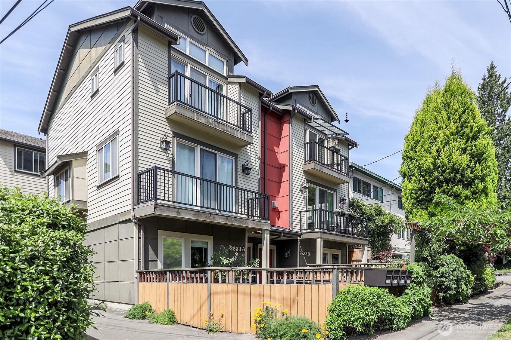3633 Evanston Avenue North, Unit B Seattle, WA 98103 - Photo 1 of 29
