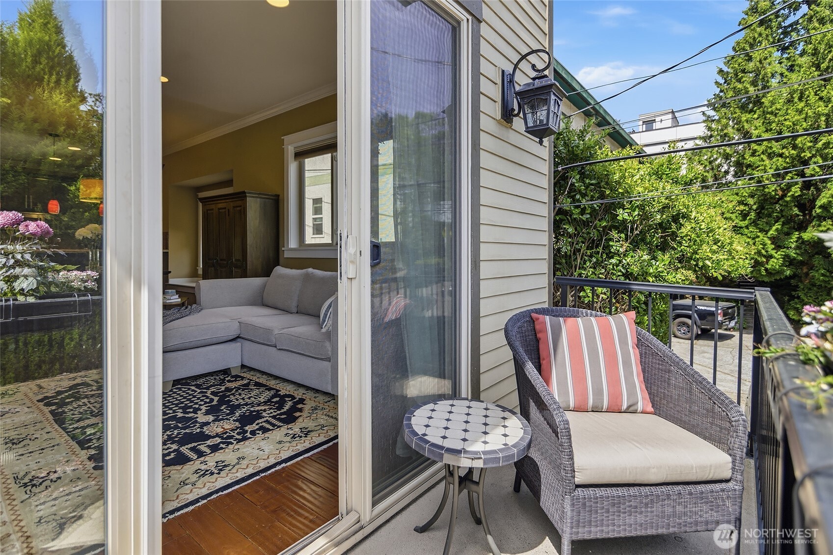 3633 Evanston Avenue North, Unit B Seattle, WA 98103 - Photo 12 of 29