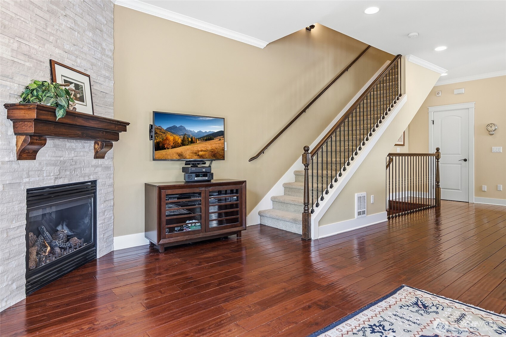 3633 Evanston Avenue North, Unit B Seattle, WA 98103 - Photo 15 of 29